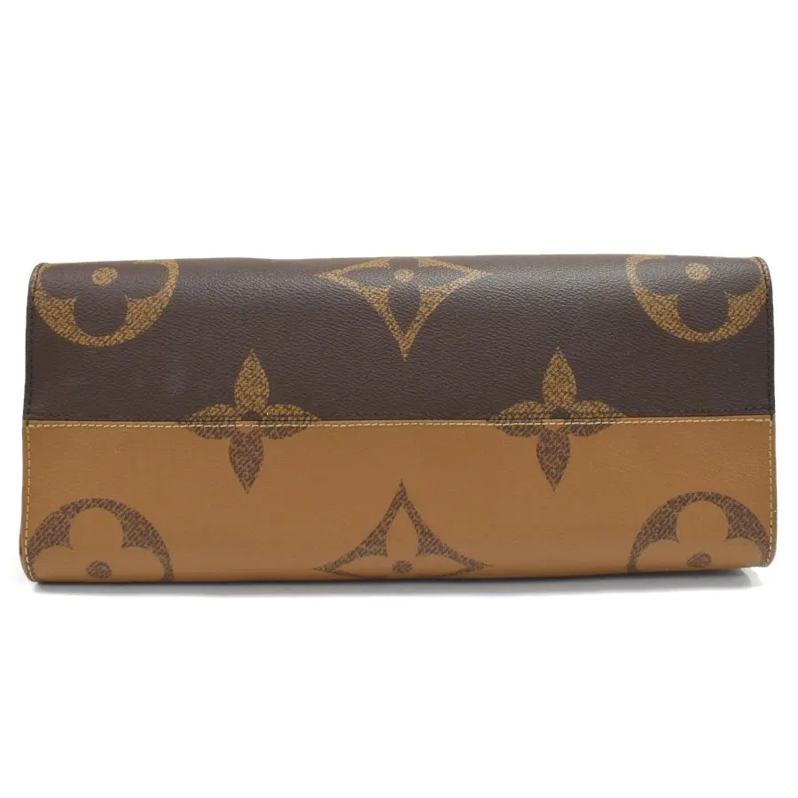 Louis Vuitton Reverse Monogram On The Go MM Shoulder Bag MultiColor Leather Very good - Model View
