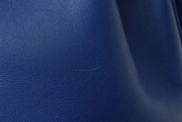 Saint Laurent Calfskin Small Emmanuelle blue Marjorelle Bucket Bag Blue Leather Very good - Model View