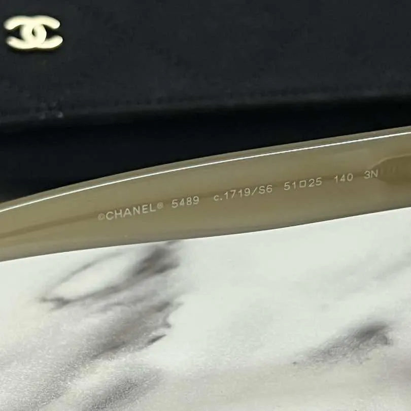 Chanel Round Camel Acetate Glass Never worn - Back View