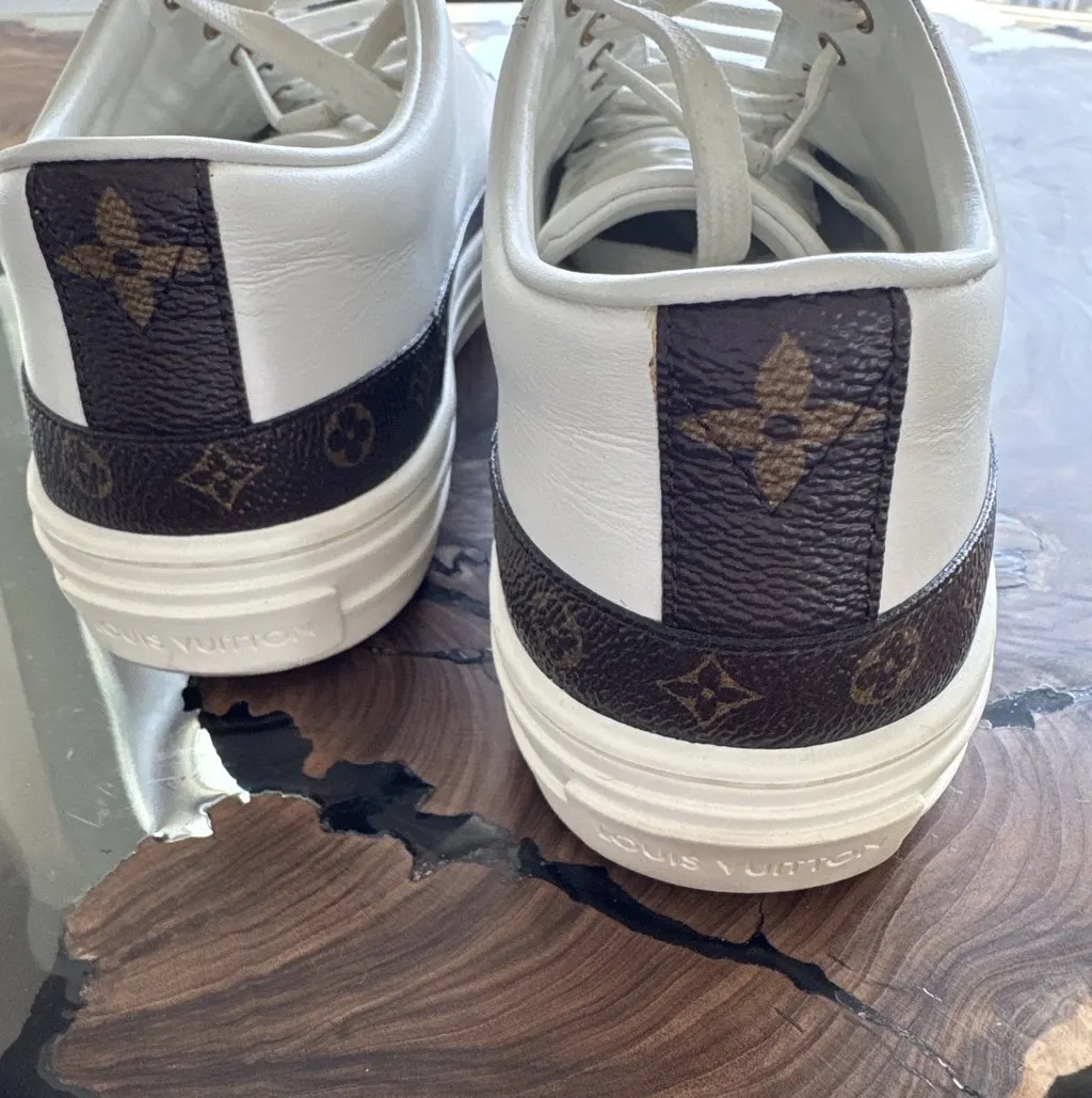 Louis Vuitton FrontRow White Leather Very good - Back View