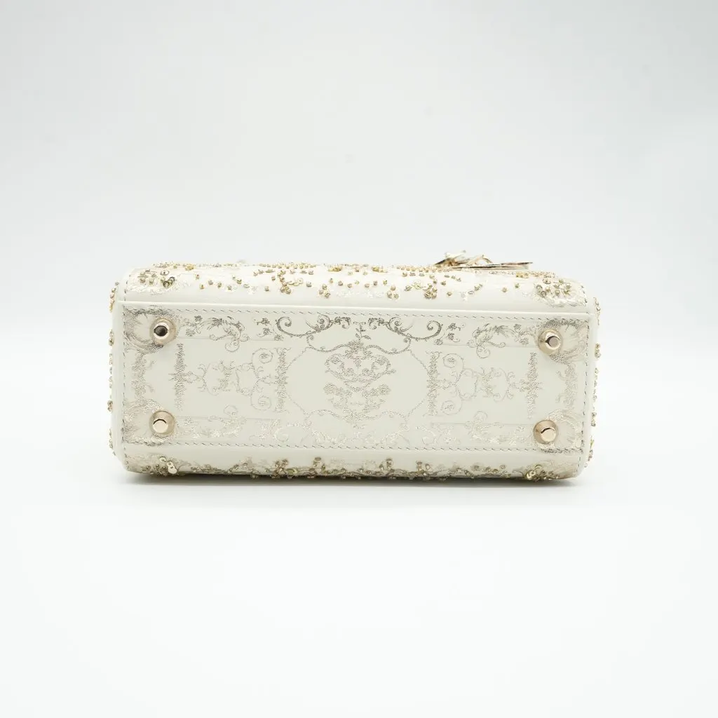 Dior Lady Dior Mini White Featuring Intricate Bead And Crystal Embroidery White Leather Never worn - Inside View