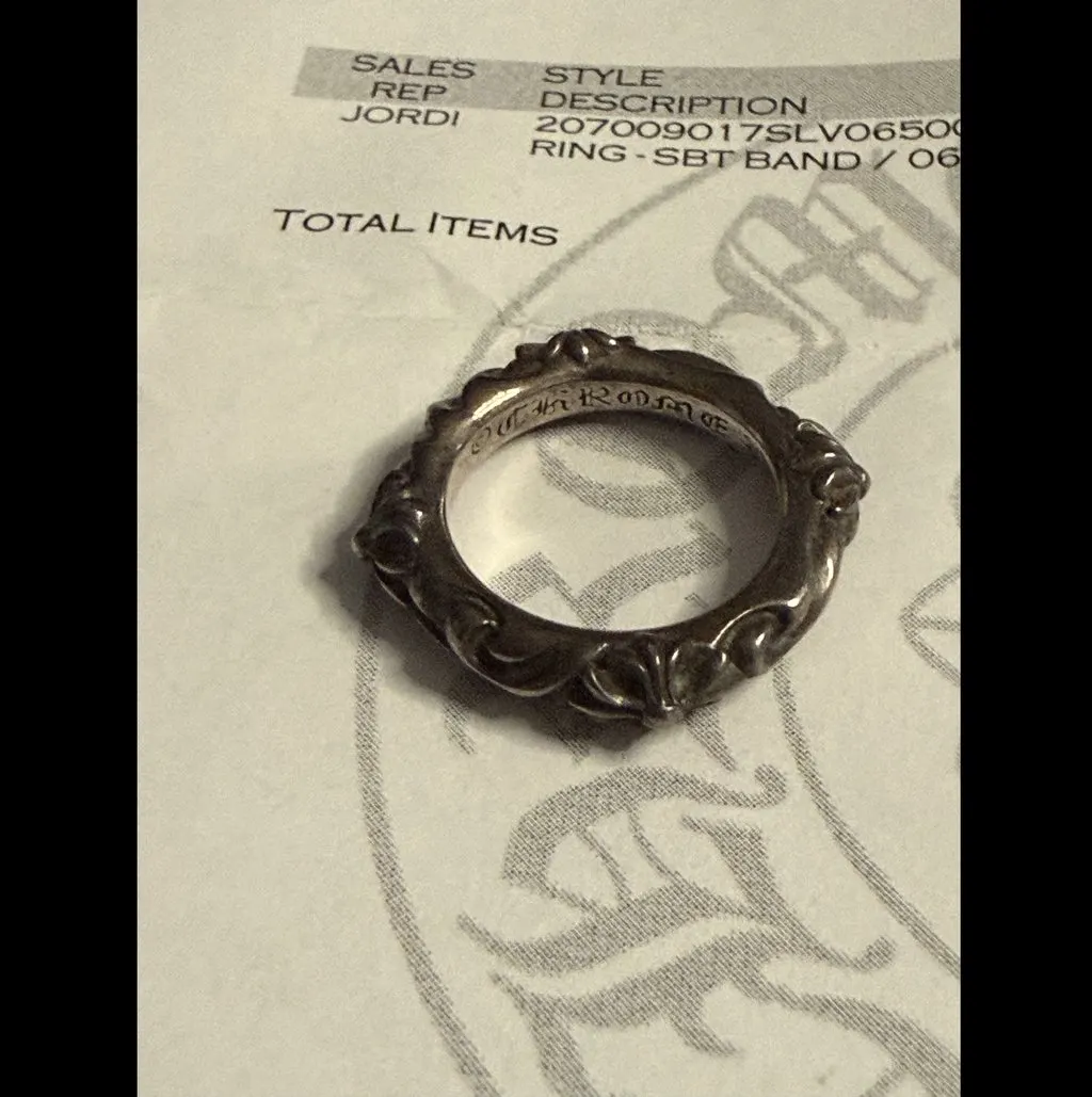 Chrome Hearts Silver Cross Ring Silver Silver Very good - Model View