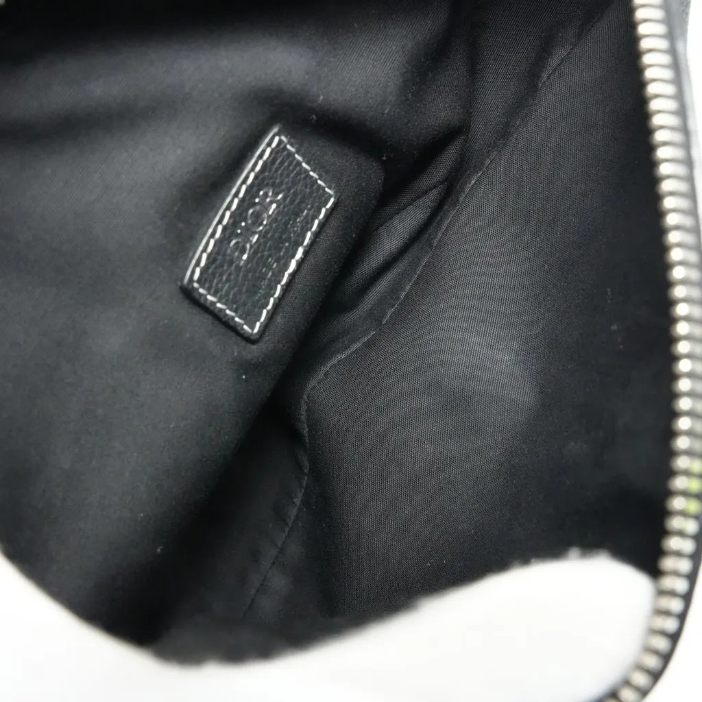 Dior Saddle in Black Grained Calfskin Crossbody Bag Black Leather Good - Model View