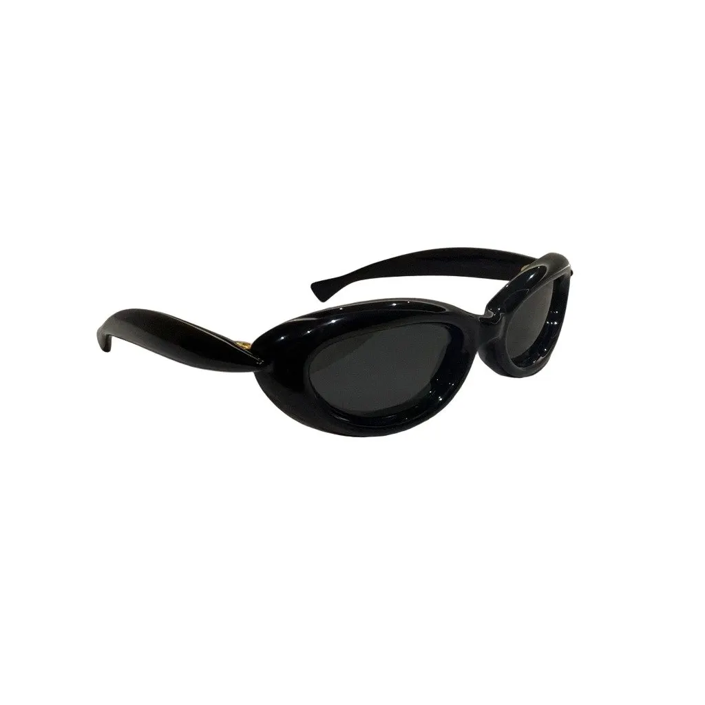 Bottega Veneta Sardine Oval Sunglasses Black Never worn - Front View