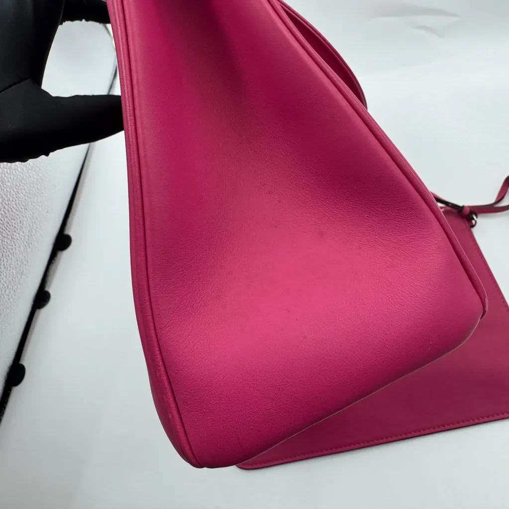 Dior Diorissimo Red Fair - Inside View