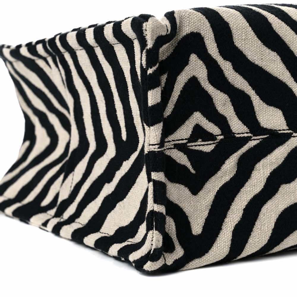 Celine Tote - Side view