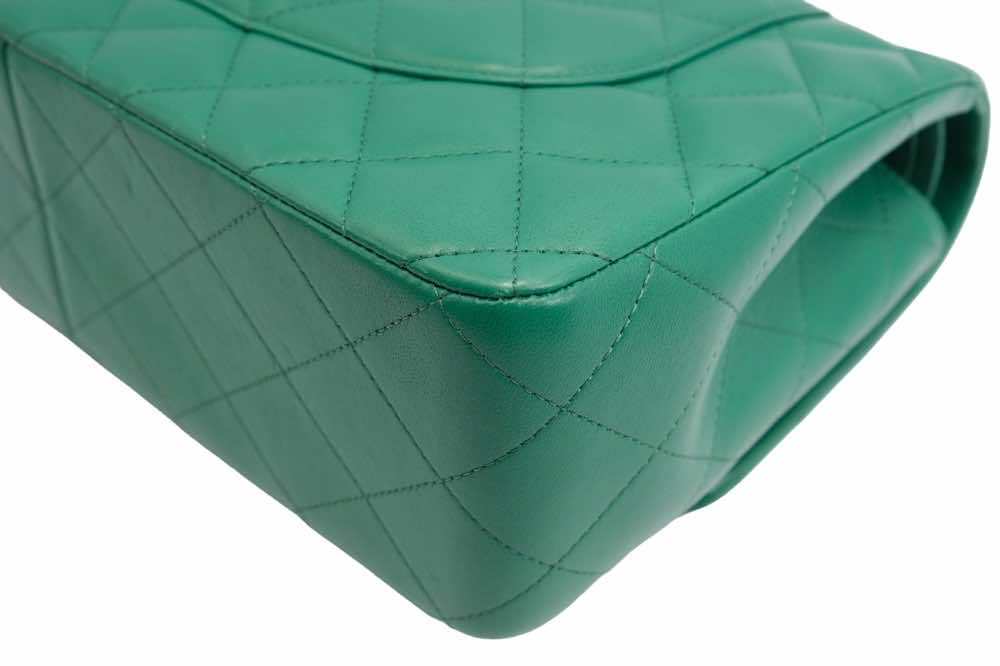 Chanel Classic Jumbo Double Flap Bag - Detail 2