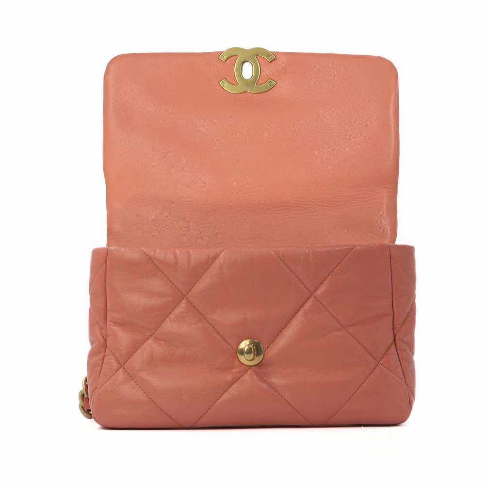 Chanel  19 Flap Bag - Image 12