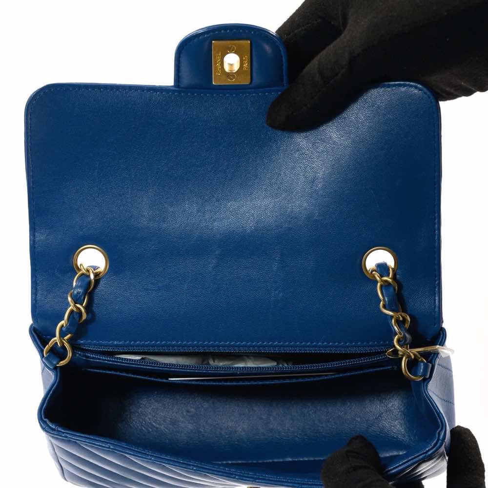 Chanel Flap Bag - Image 11