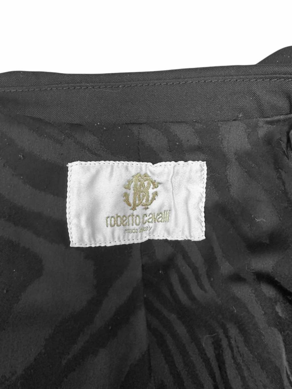 Roberto Cavalli Buttoned Pockets Black Tailleur - Image 11