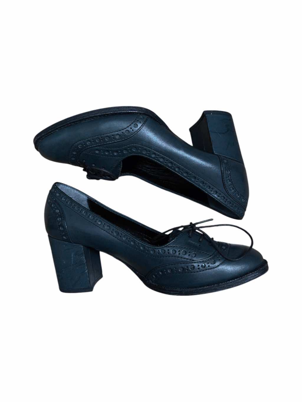 Junya Watanabe Leather Laced Black Pumps