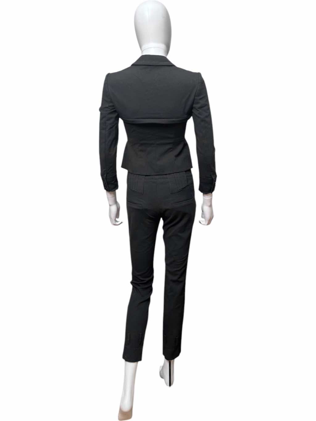 Gucci Layered Button Black Suit - Image 6