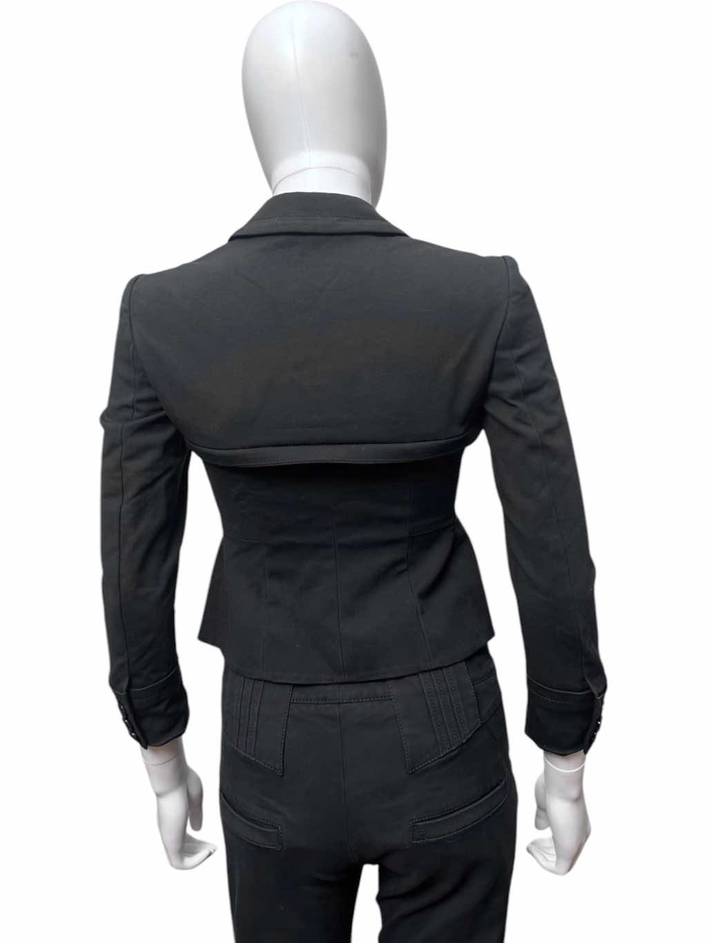 Gucci Layered Button Black Suit - Detail 2