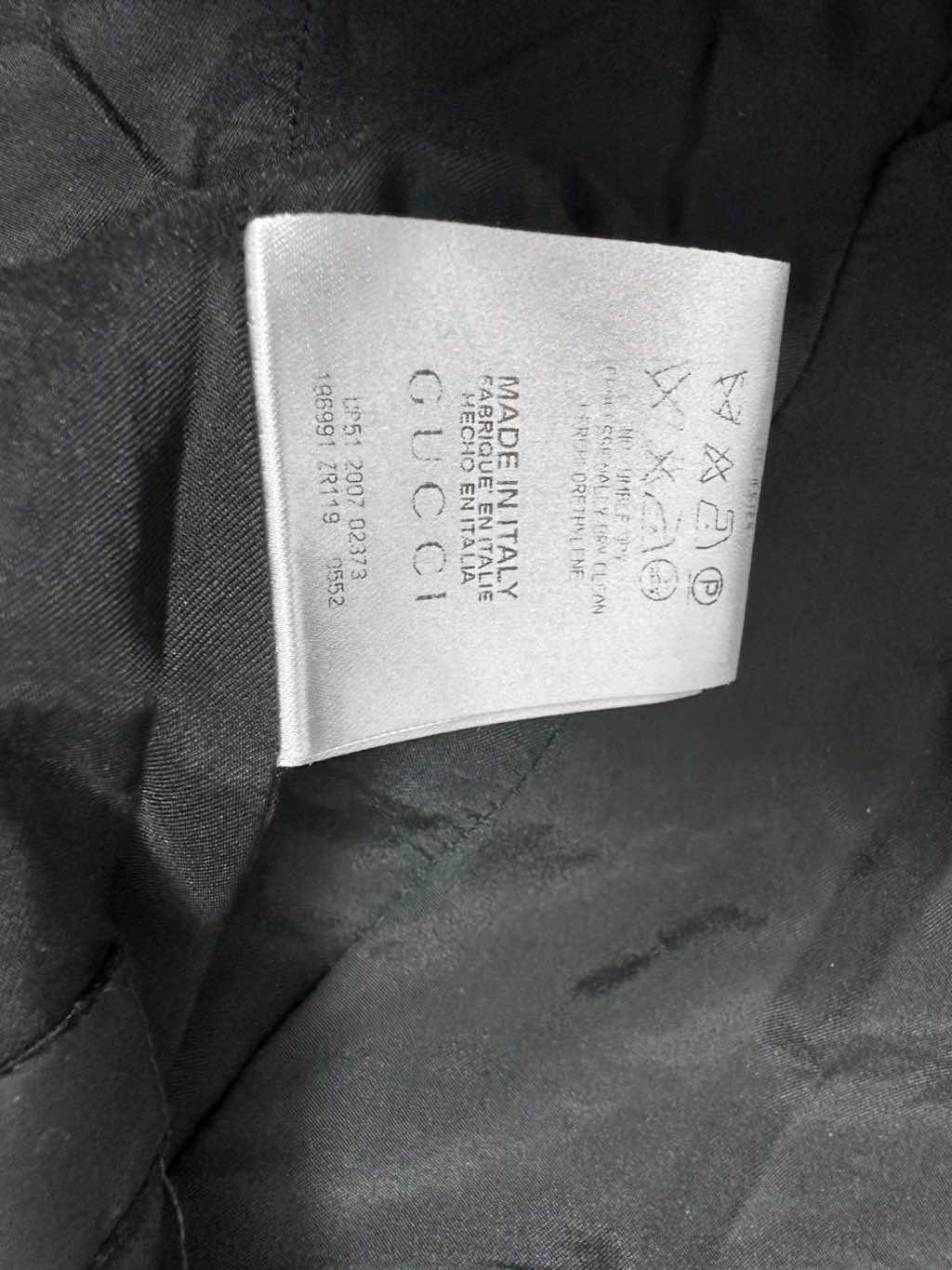 Gucci Layered Button Black Suit - Image 15