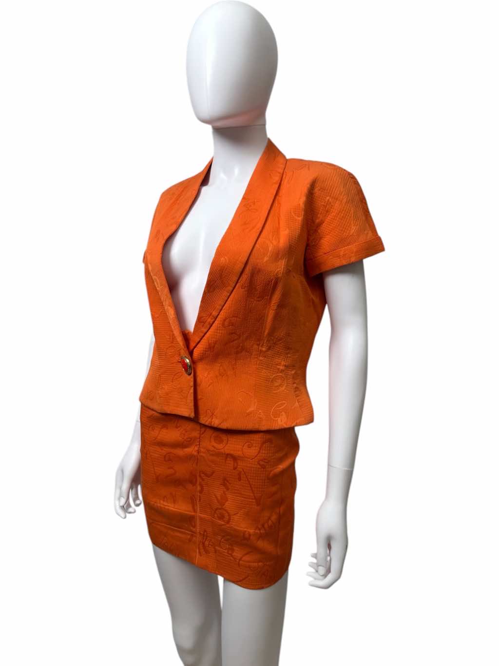 Gianfranco Ferré Orange Letter Pattern Tailleur - Image 6
