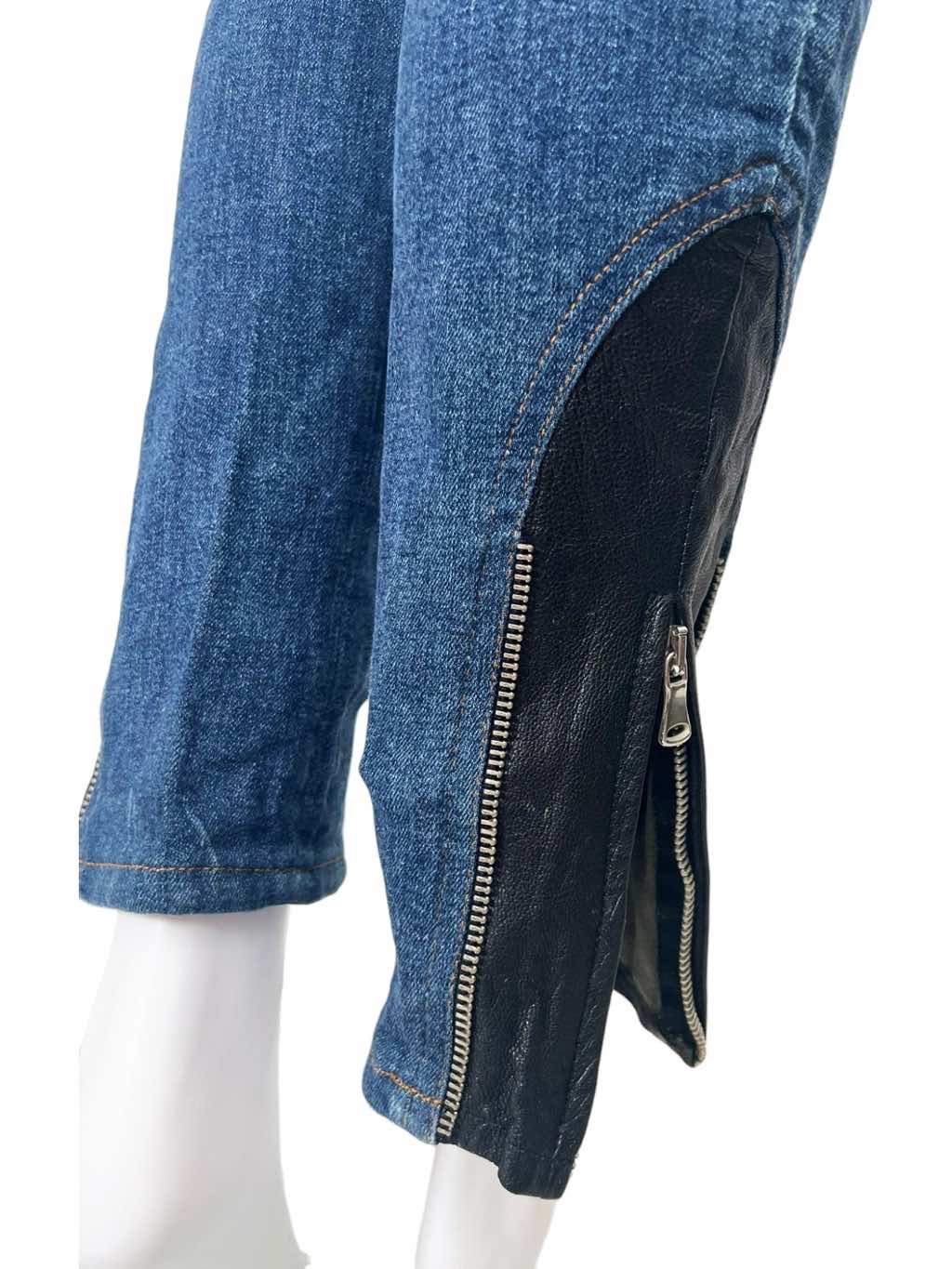 Dolce & Gabbana Leather Patched Zipped Jeans - Detail 2