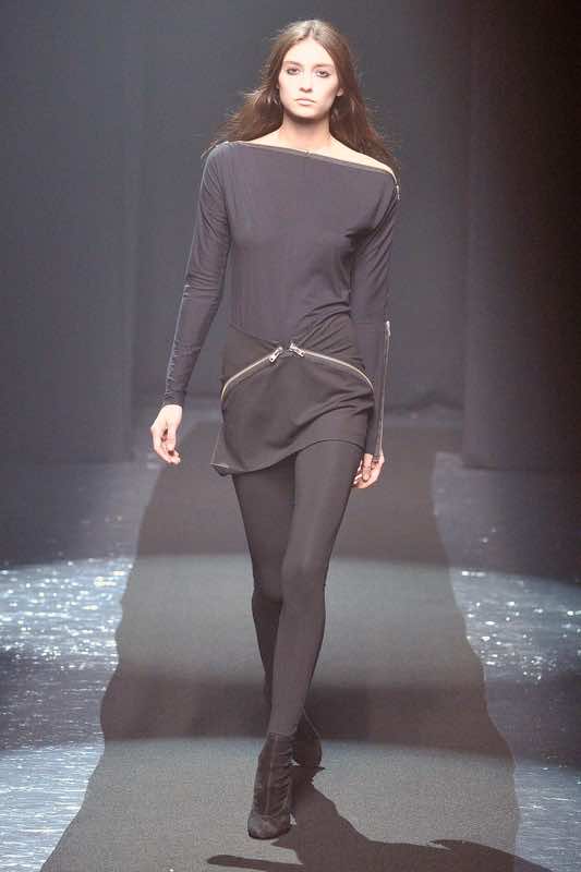 Maison Martin Margiela Curved Zip Up Skirt - Back view