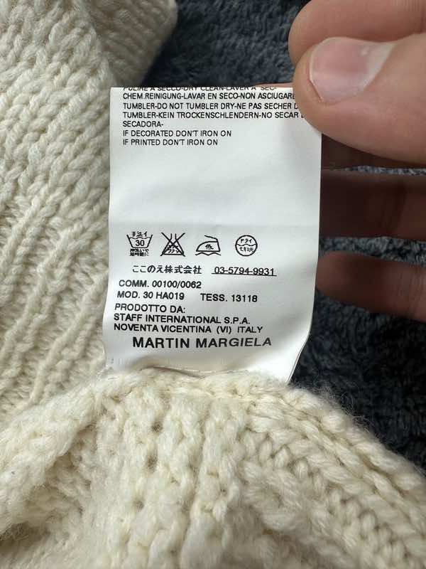 Maison Martin Margiela Knitted White Turtleneck - Detail 2