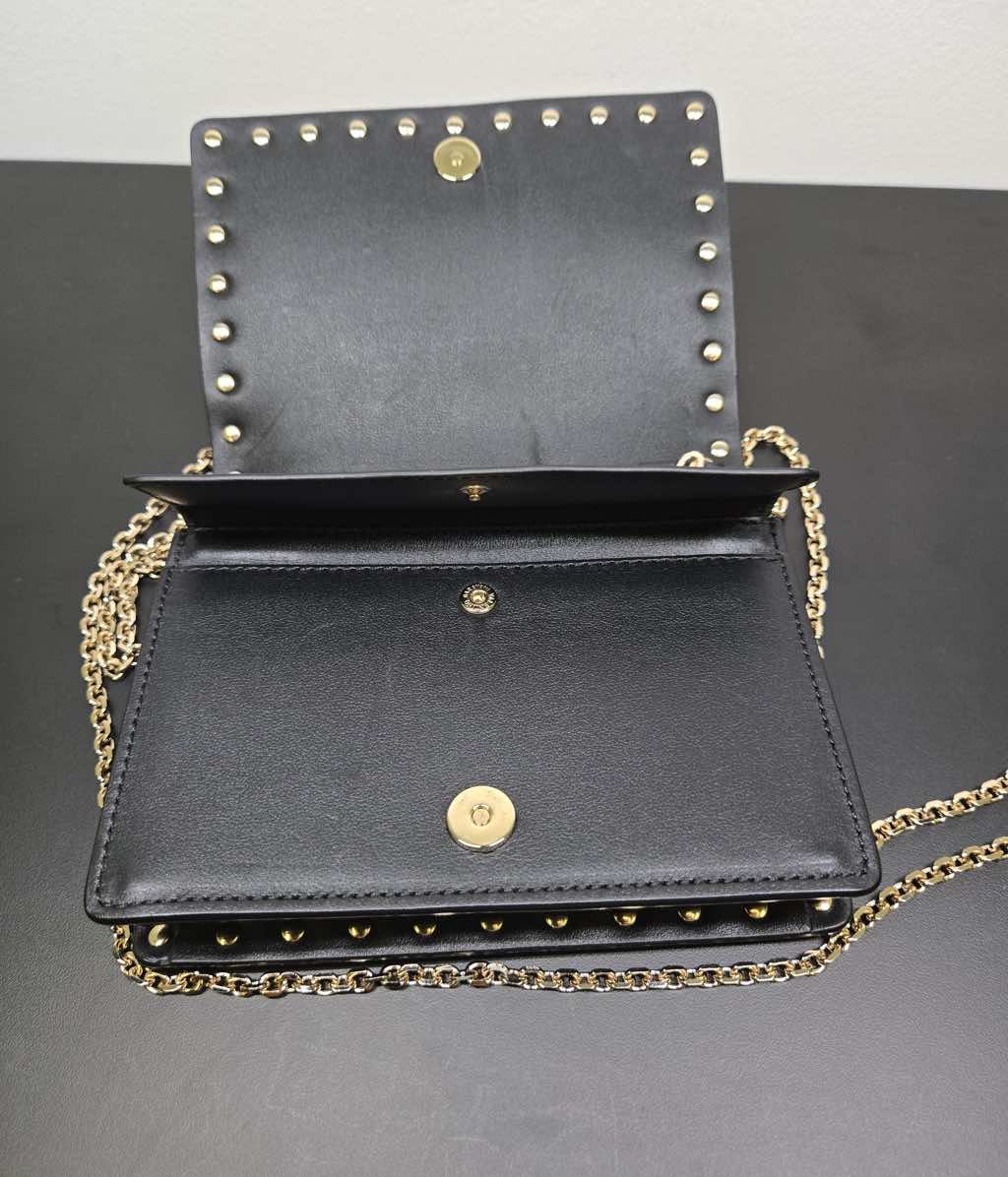 Valentino Garavani Leather Rockstud Chain Pouch - Detail 2