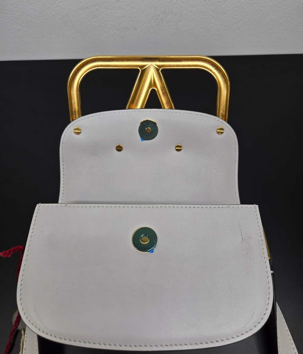 Valentino Garavani White Leather Supervee Shoulder Bag - Detail 2