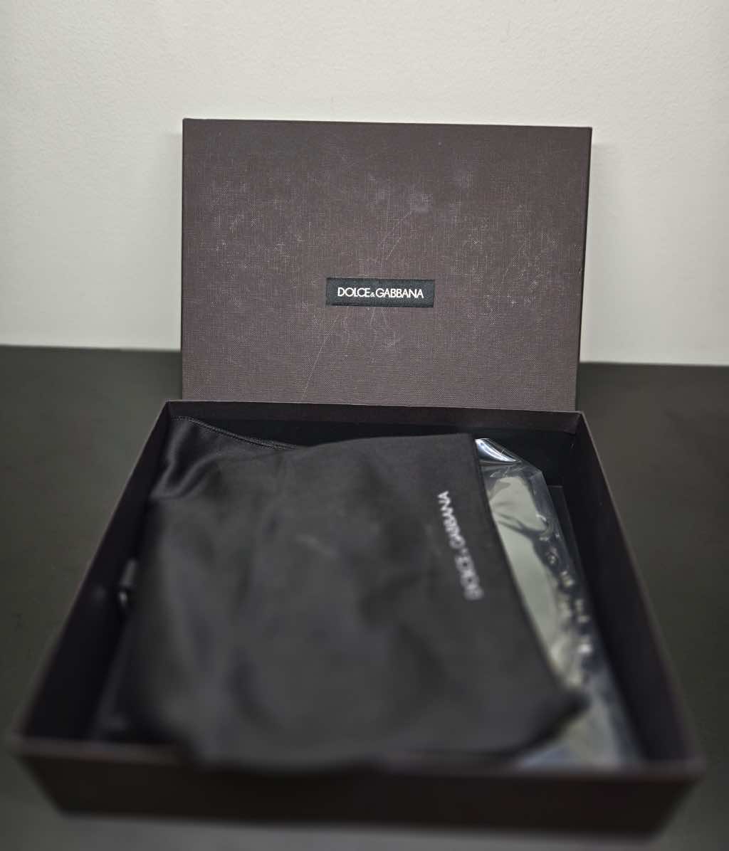 Dolce & Gabbana Crystal Embellished Wallet - Image 10