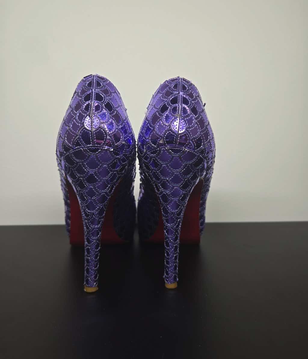 Christian Louboutin Peep Toe Platform Pumps - 4