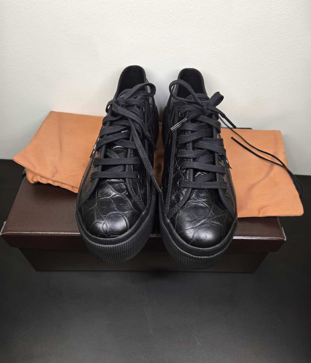 Alaïa Sneakers collaboration with Superga - Image 12