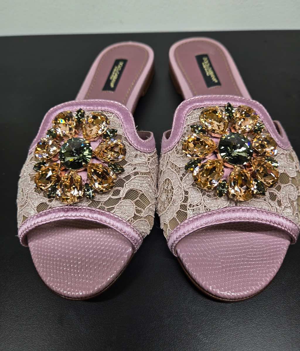 Dolce & Gabbana Lace rainbow sliders with brooch - Image 11