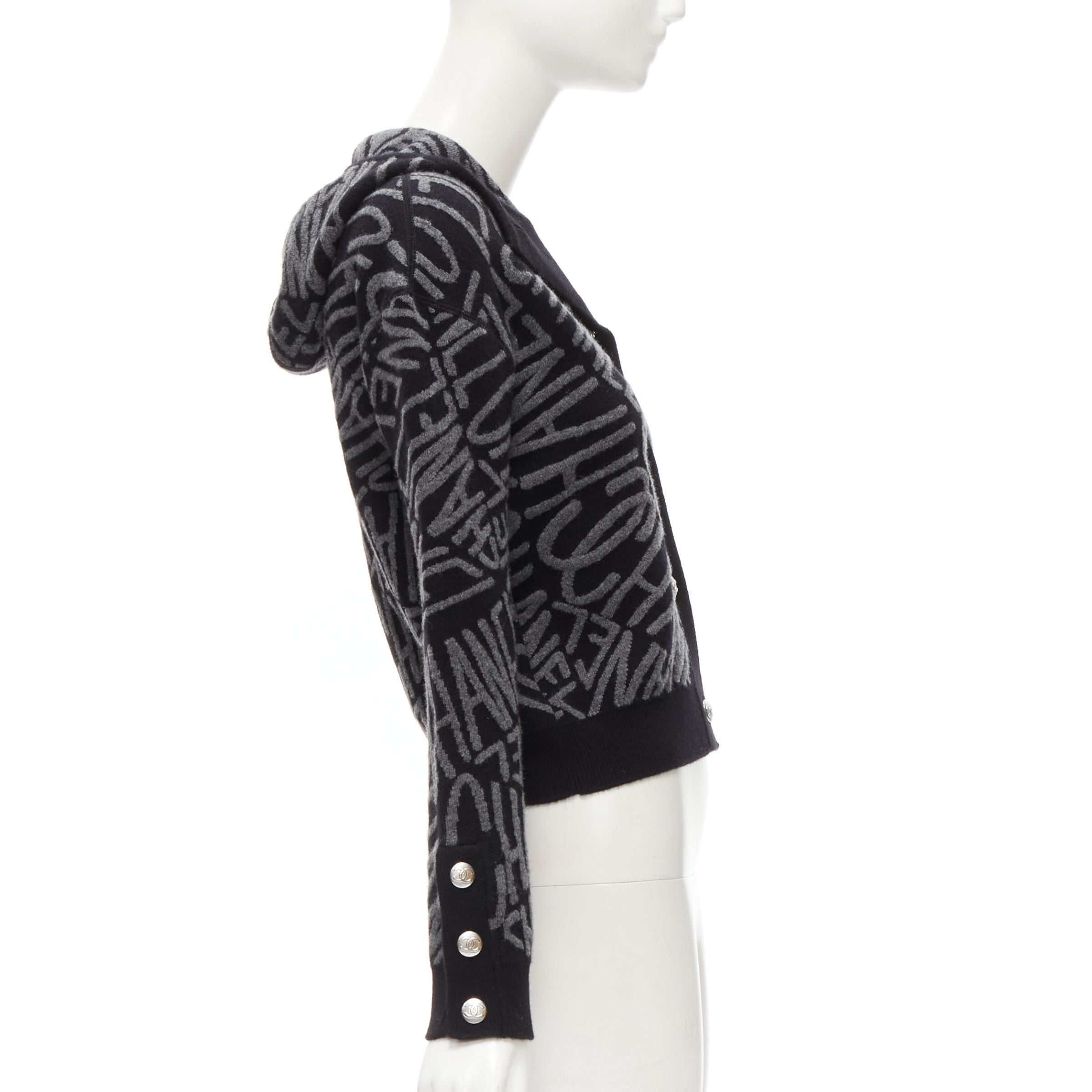 Chanel P70640K10206 - Side view