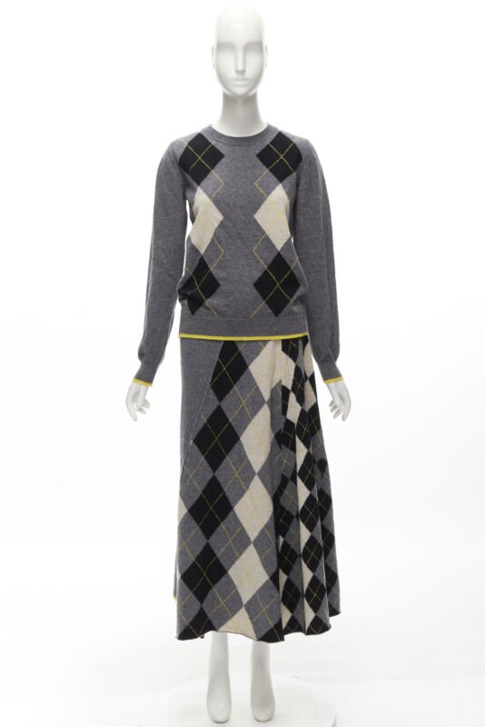 Pringle Of Scotland Grey Argyle Skirt Set - Image 14