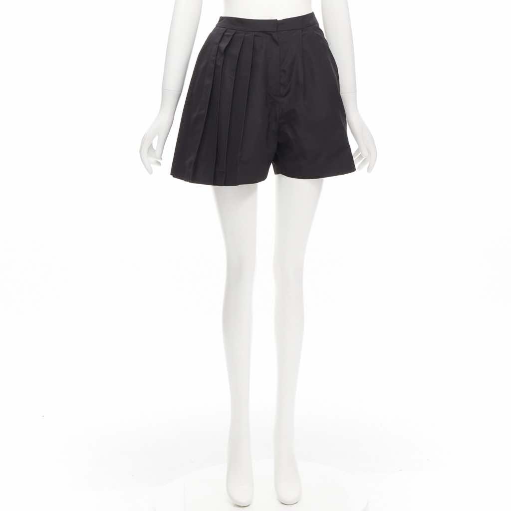 Christian Dior Pleated Silk Shorts - Image 11