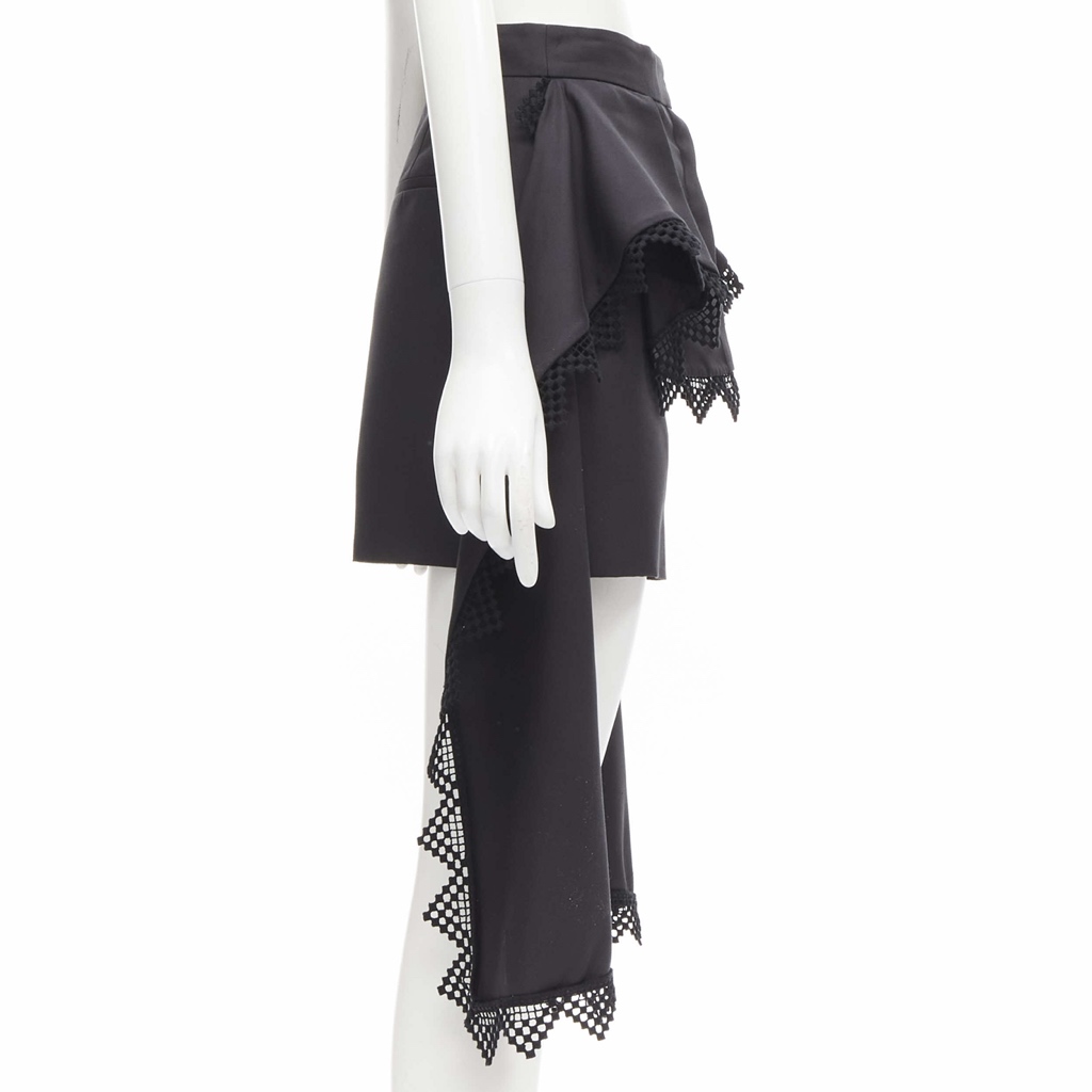 Alexander Mcqueen Peplum Layer Shorts - 4