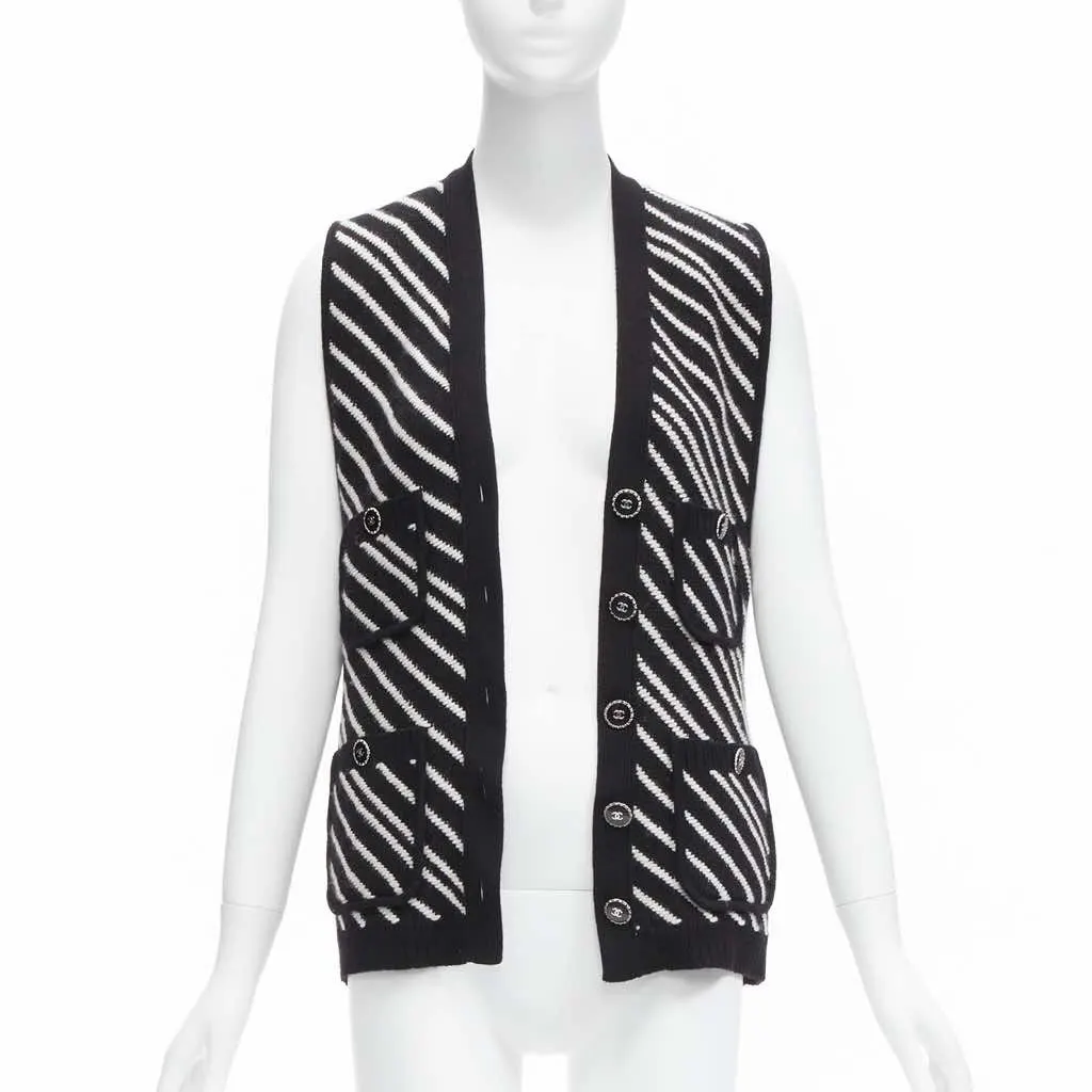 Chanel Striped Pocket Vest Black Cashmere Never worn - Inside View