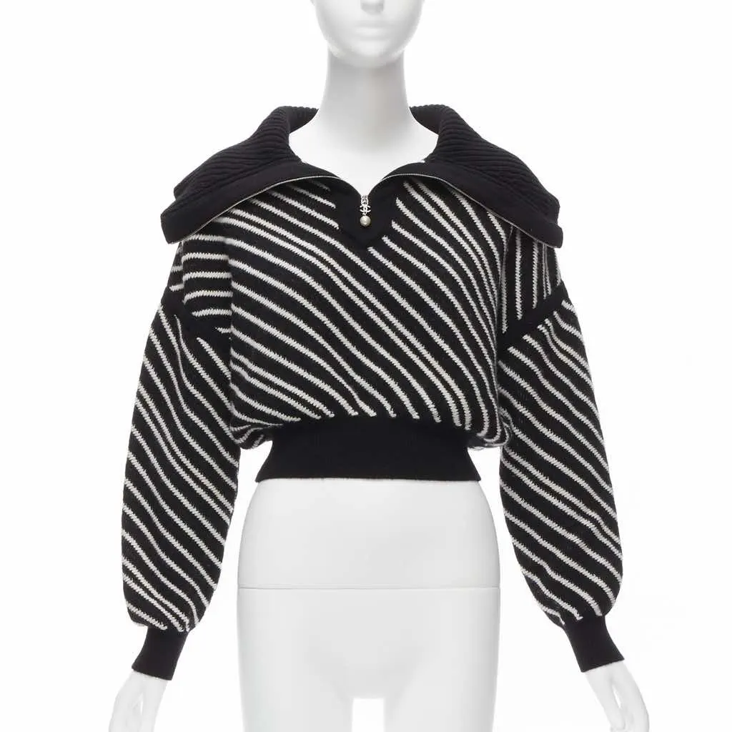 Chanel Stripe CC Sweater Black Cashmere Never worn - Front View