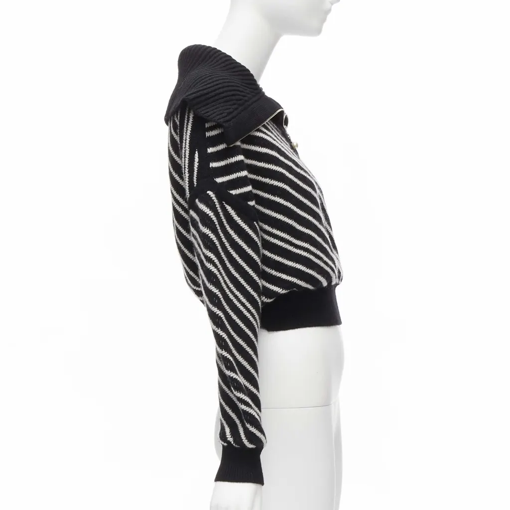 Chanel Stripe CC Sweater Black Cashmere Never worn - Model View