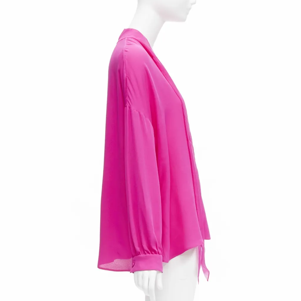 Valentino Silk Tie Blouse Pink Silk Never worn - Model View