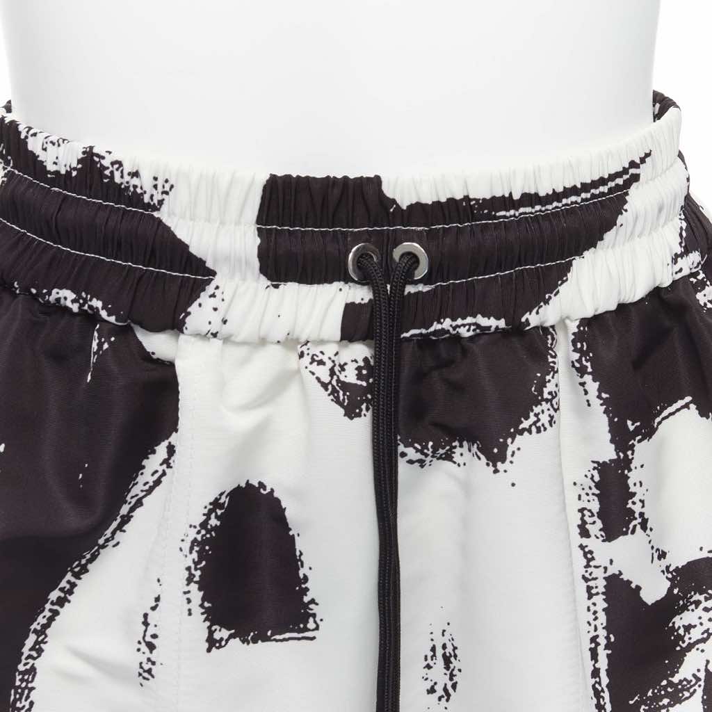 Alexander Mcqueen Graffiti Flared Shorts - Back view