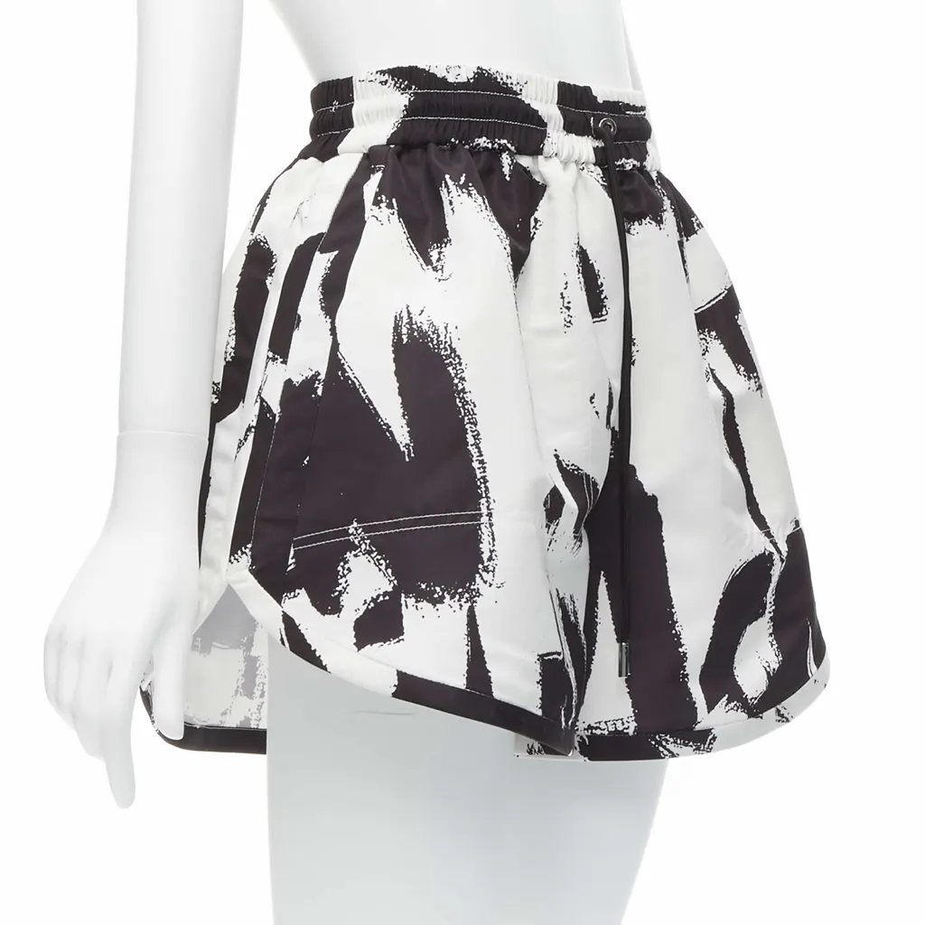Alexander McQueen Graffiti Flared Shorts Black Very good - Inside View