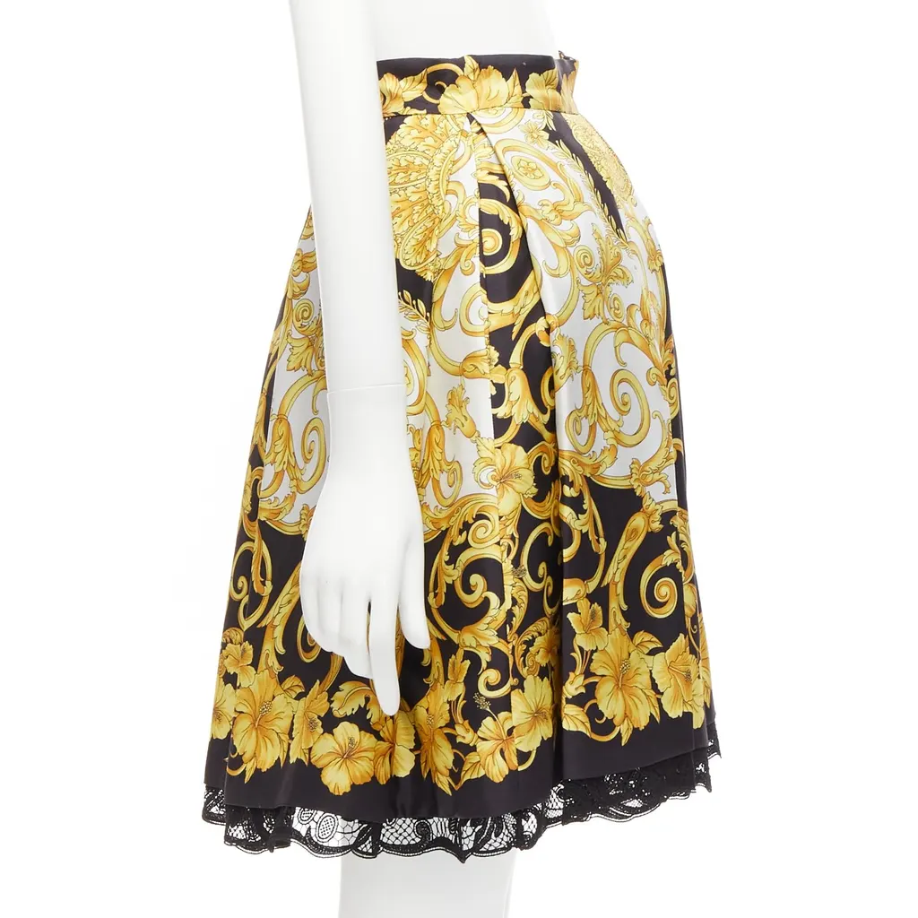 Versace Barocco Lace Skirt Gold Silk Never worn - Model View