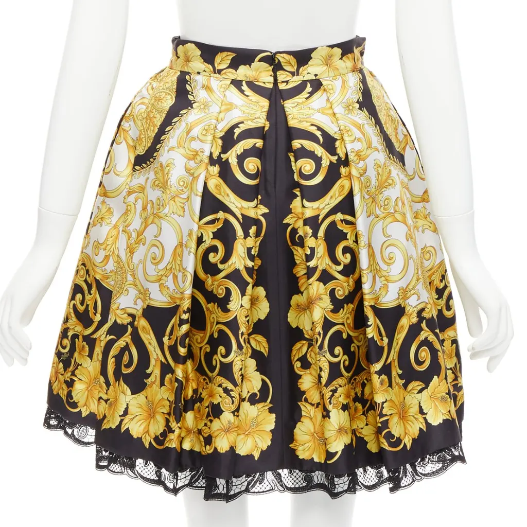 Versace Barocco Lace Skirt Gold Silk Never worn - Box View