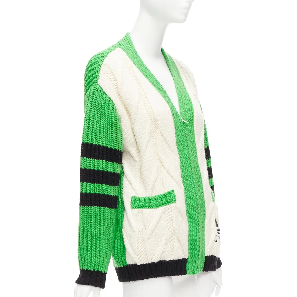 Gucci Logo Varsity Cardigan Green Wool Never worn - Model View