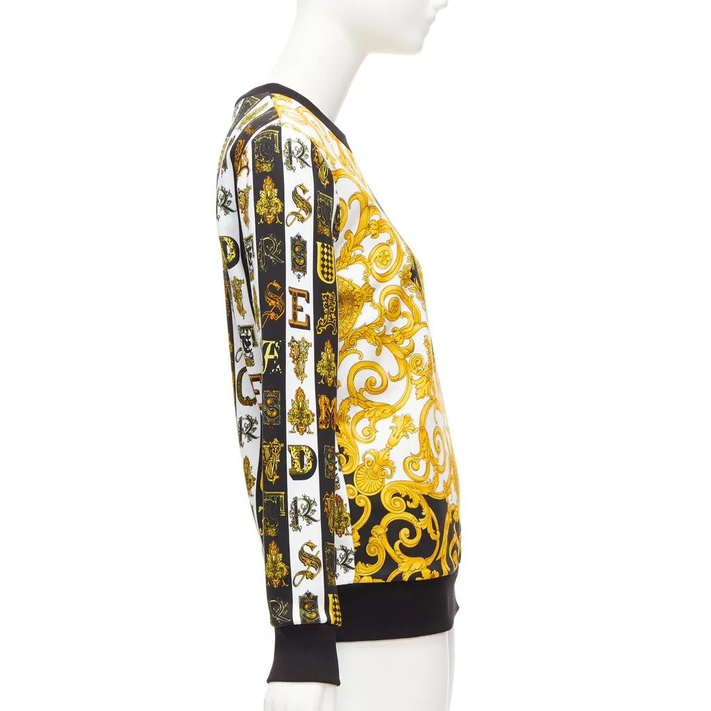 Versace Mixed Barocco Sweater Gold Cotton Very good - Model View