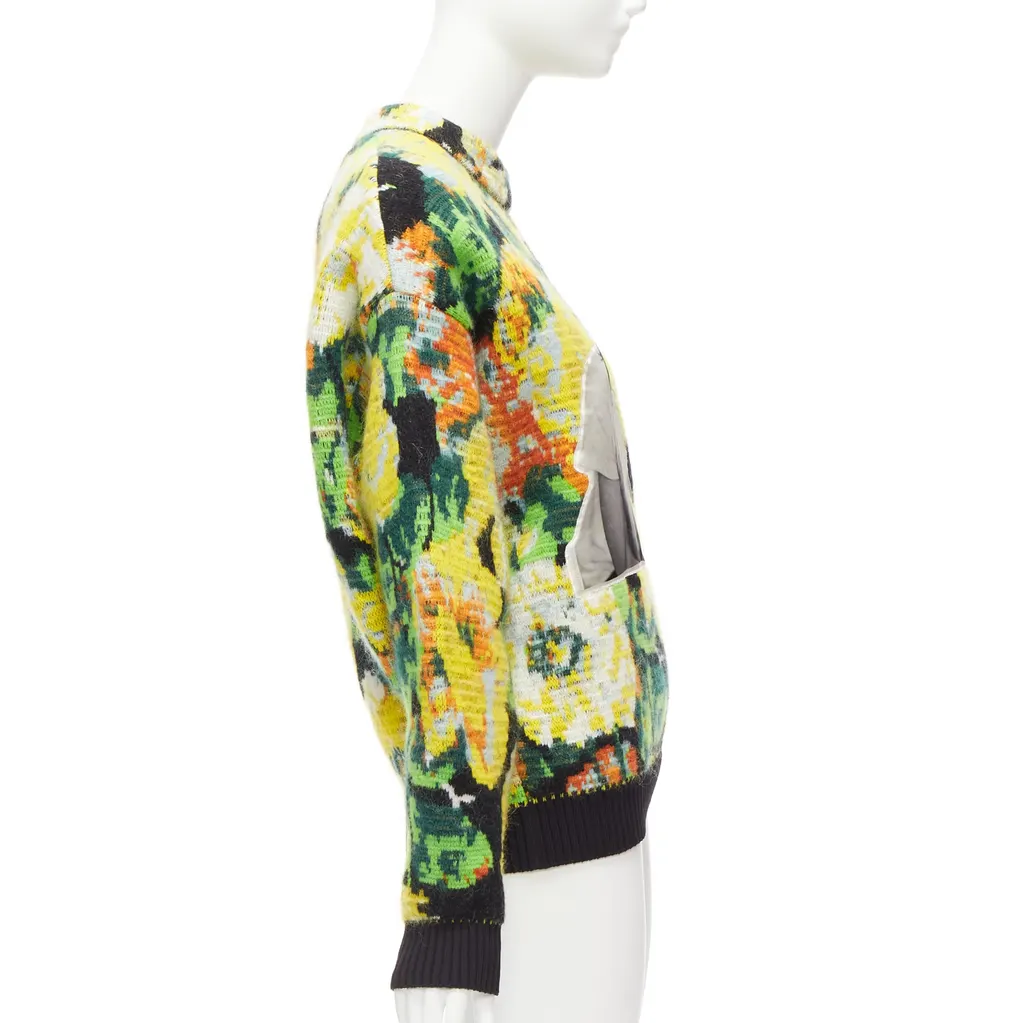 Louis Vuitton Floral Portrait Sweater MultiColor Wool Never worn - Model View