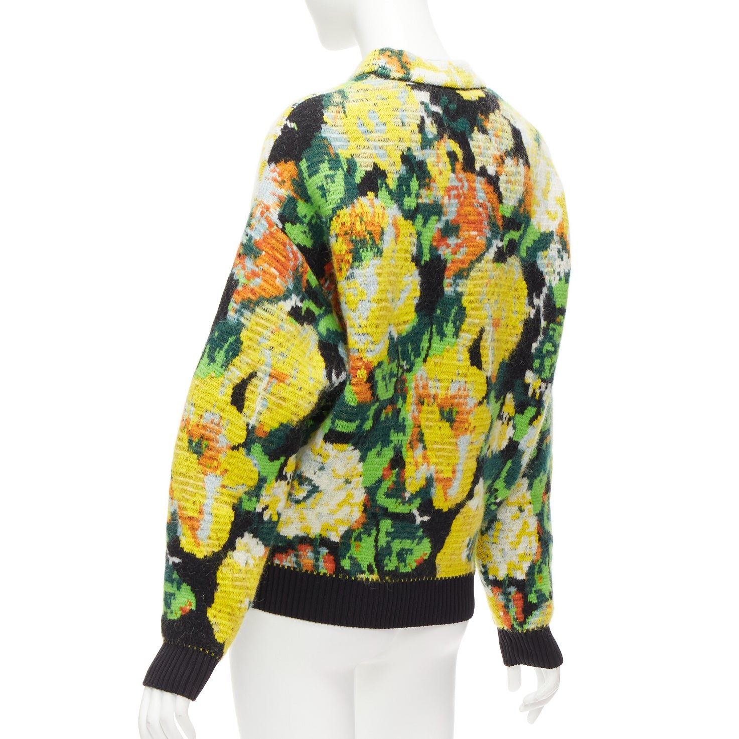 Louis Vuitton Floral Portrait Sweater - Detail 1