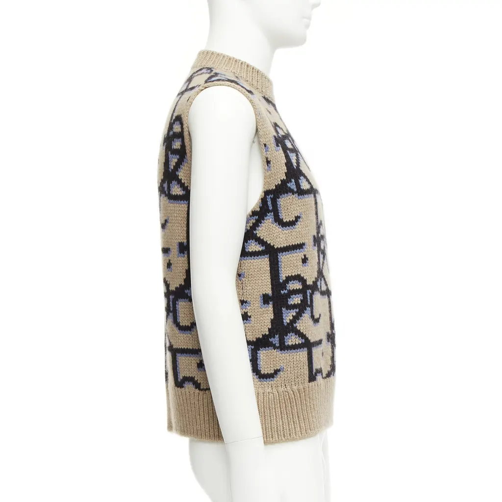 Dior Cactus Jack Beige Cashmere Never worn - Model View