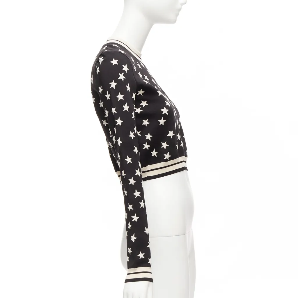 Louis Vuitton Star LV Crop Sweater Black Silk Never worn - Model View