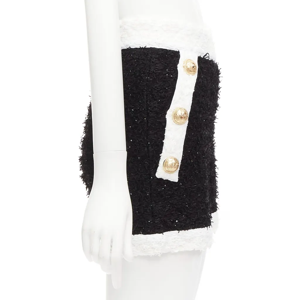 Balmain Sequins Tweed Shorts Black Viscose Never worn - Model View