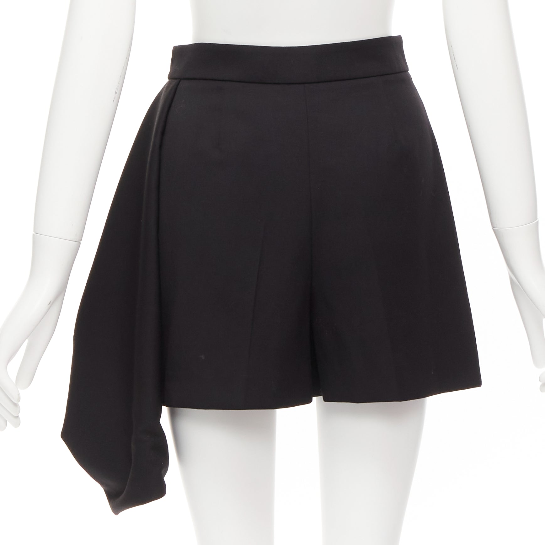 Alexander Mcqueen Cascade Wide Shorts - Side view