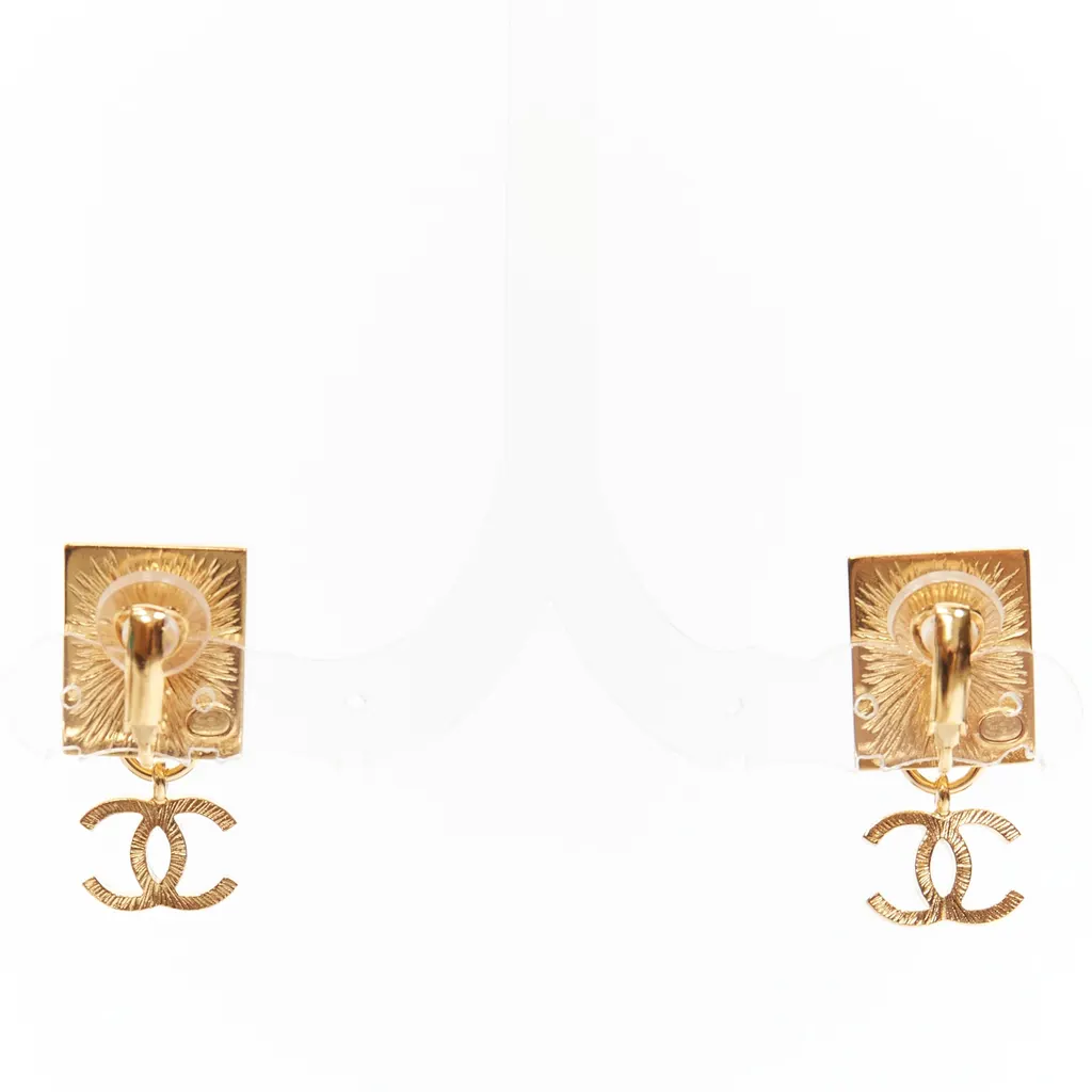Chanel Lion Head Earrings Gold Metal Never worn - Inside View