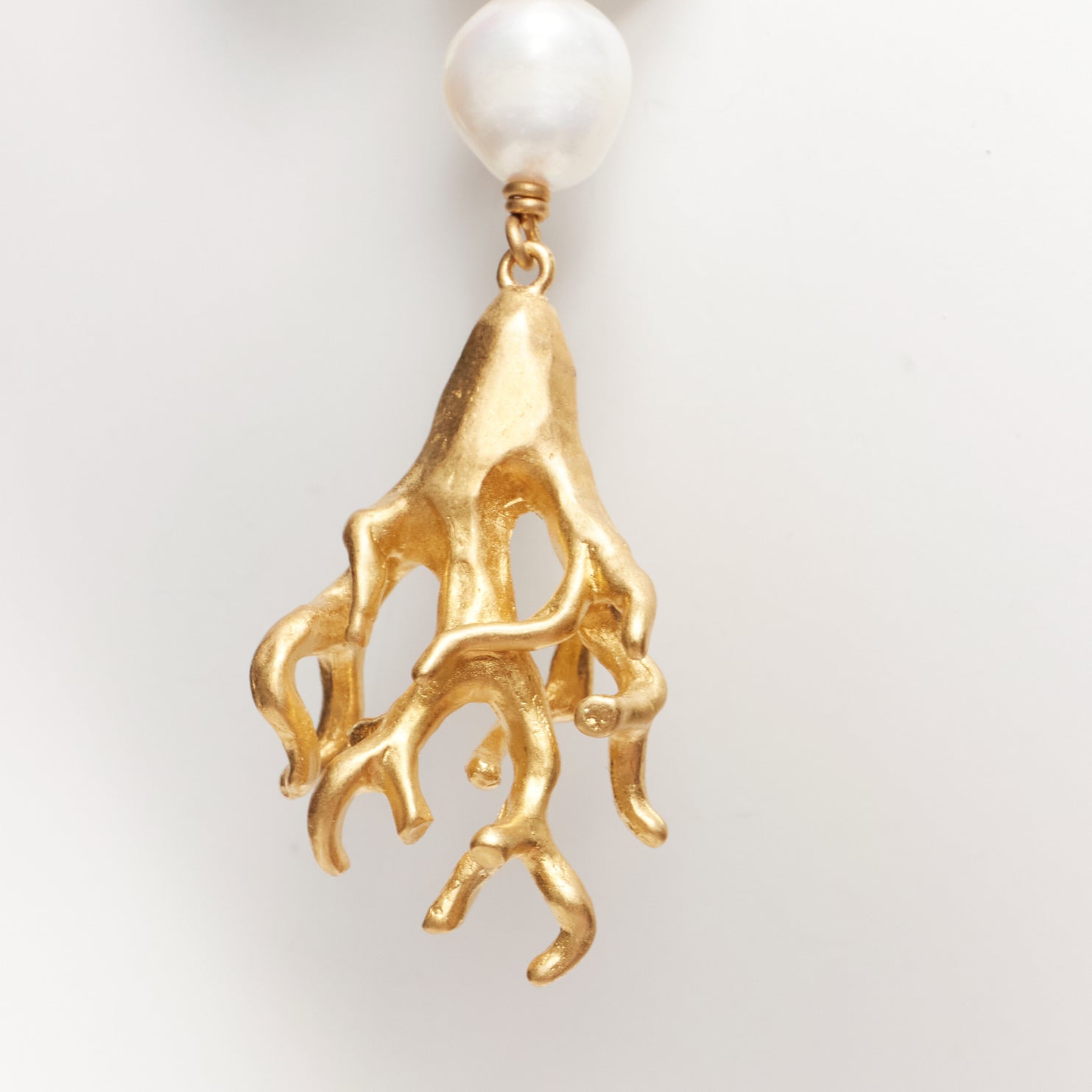 Dior Corail - Side view